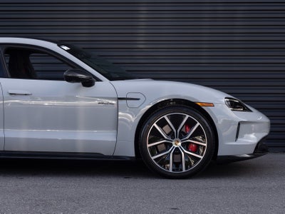 2025 Porsche Taycan Taycan GTS