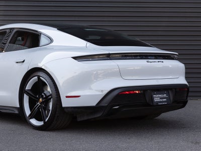 2023 Porsche Taycan GTS