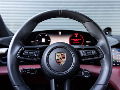 2023 Porsche Taycan GTS