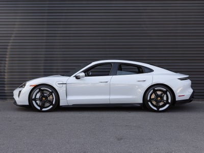 2023 Porsche Taycan GTS