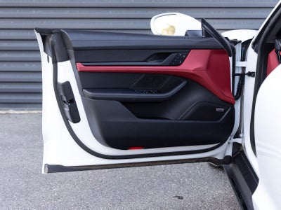 2023 Porsche Taycan GTS