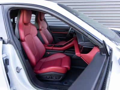 2023 Porsche Taycan GTS