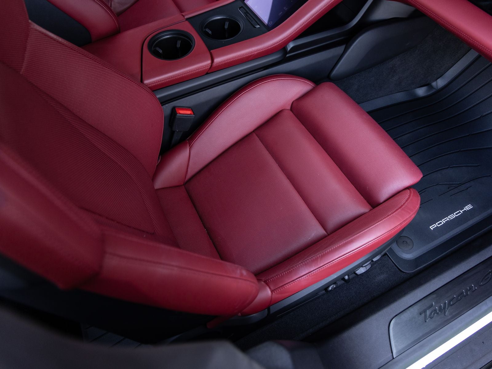 2023 Porsche Taycan GTS