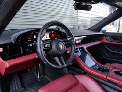 2023 Porsche Taycan GTS