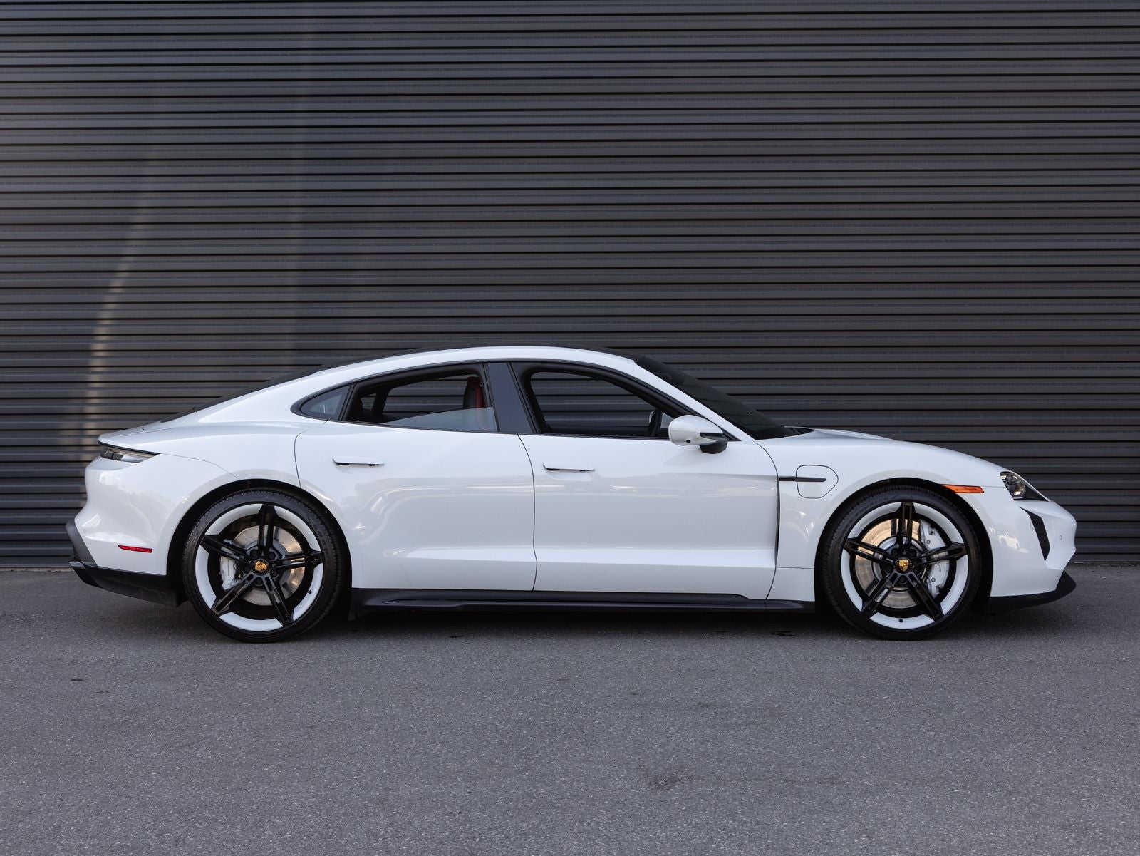 2023 Porsche Taycan GTS