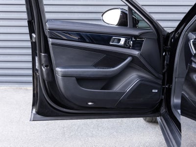 2018 Porsche Panamera 4 E-Hybrid