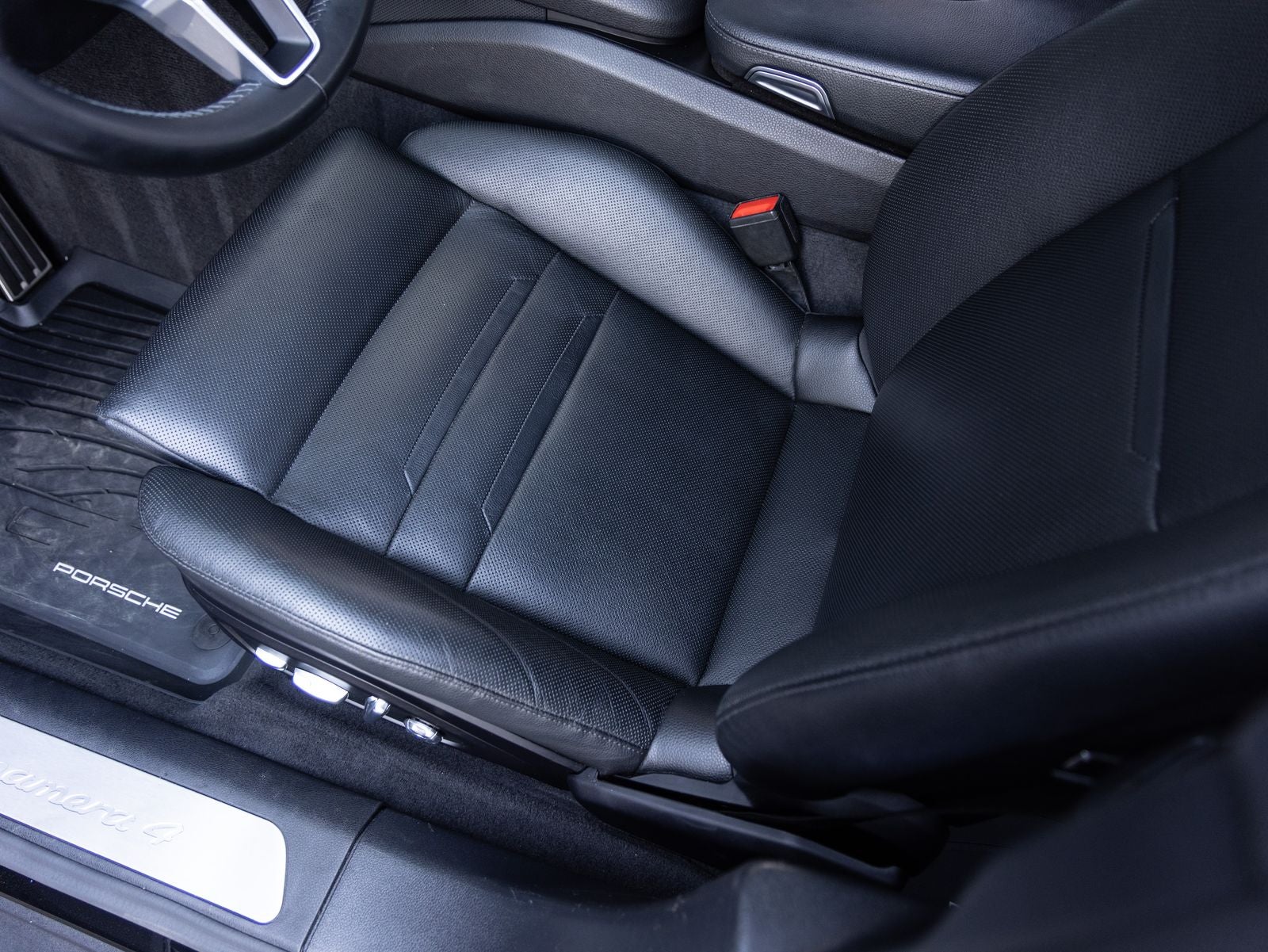 2018 Porsche Panamera 4 E-Hybrid