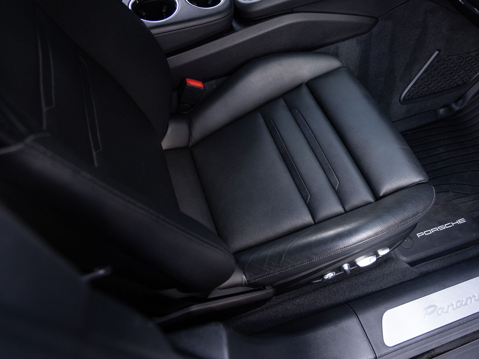 2018 Porsche Panamera 4 E-Hybrid