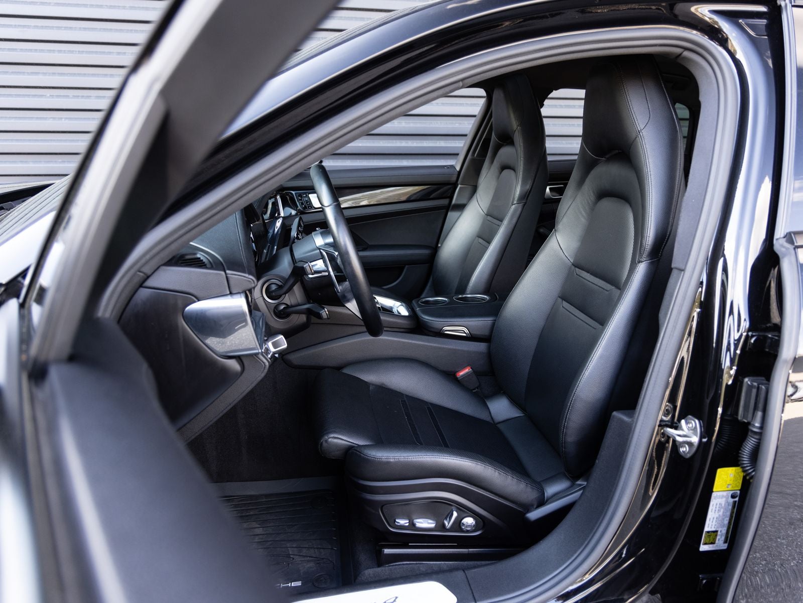 2018 Porsche Panamera 4 E-Hybrid