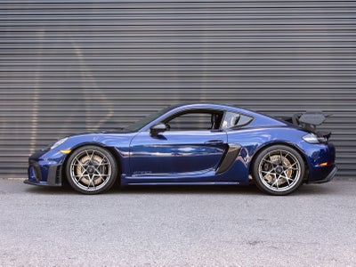 2025 Porsche 718 Cayman GT4 RS