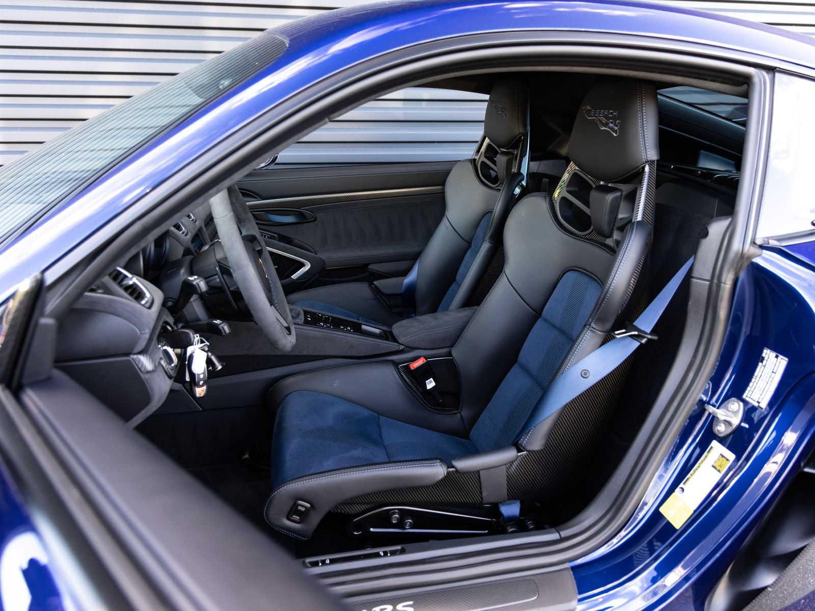 2025 Porsche 718 Cayman GT4 RS