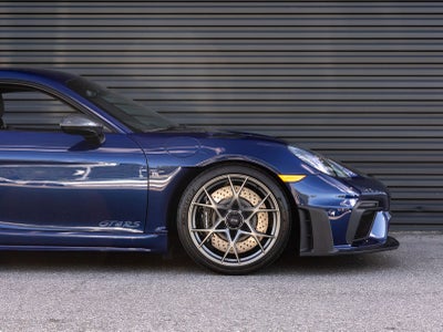 2025 Porsche 718 Cayman GT4 RS