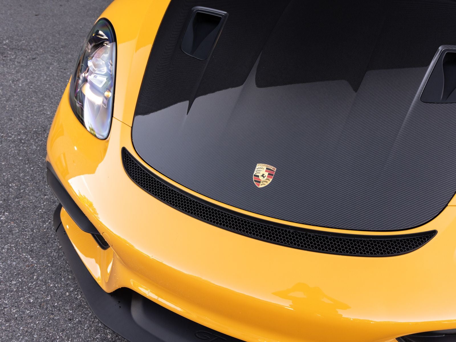 2025 Porsche 718 Cayman GT4 RS