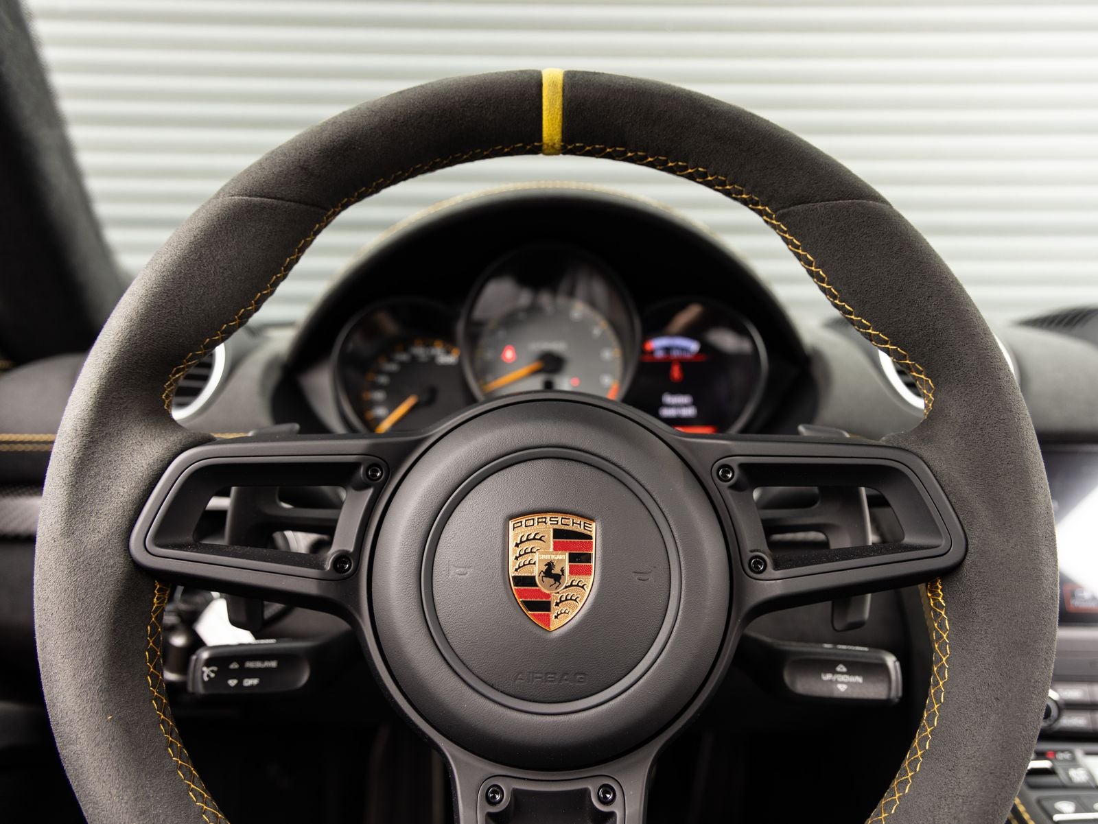 2025 Porsche 718 Cayman GT4 RS