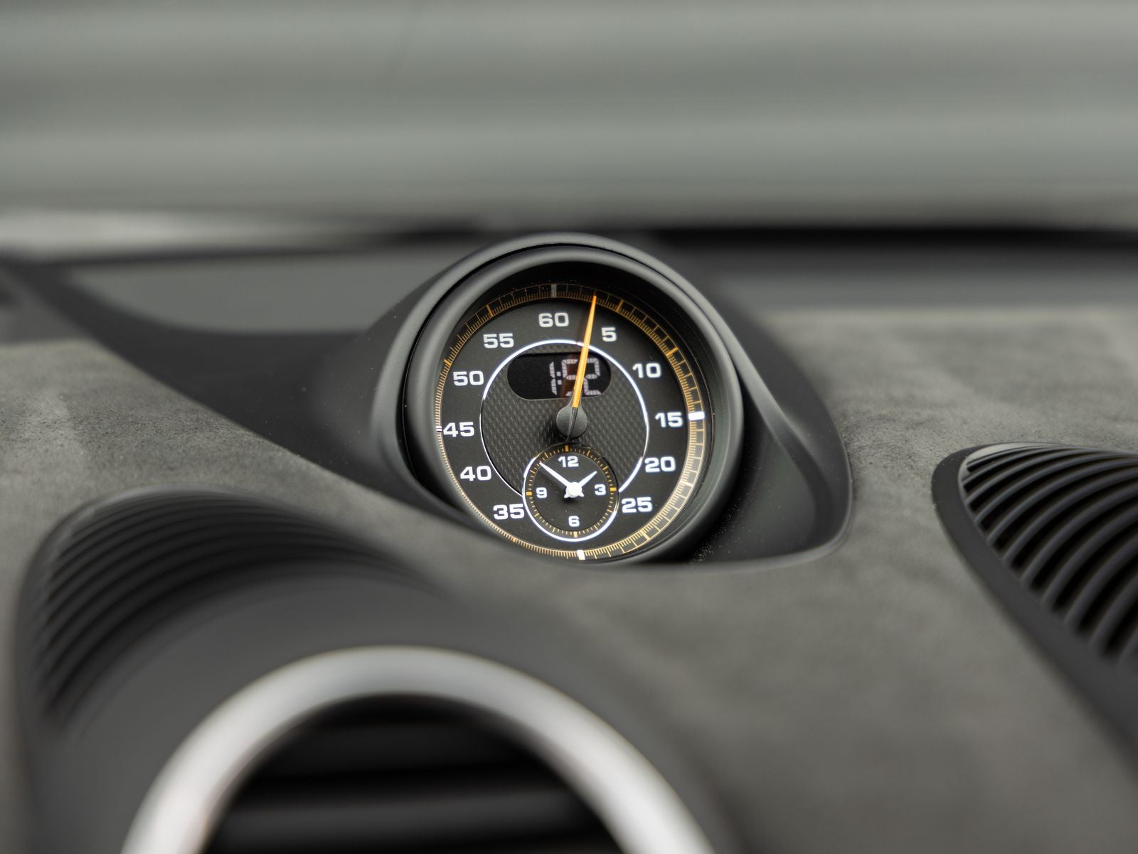2025 Porsche 718 Cayman GT4 RS