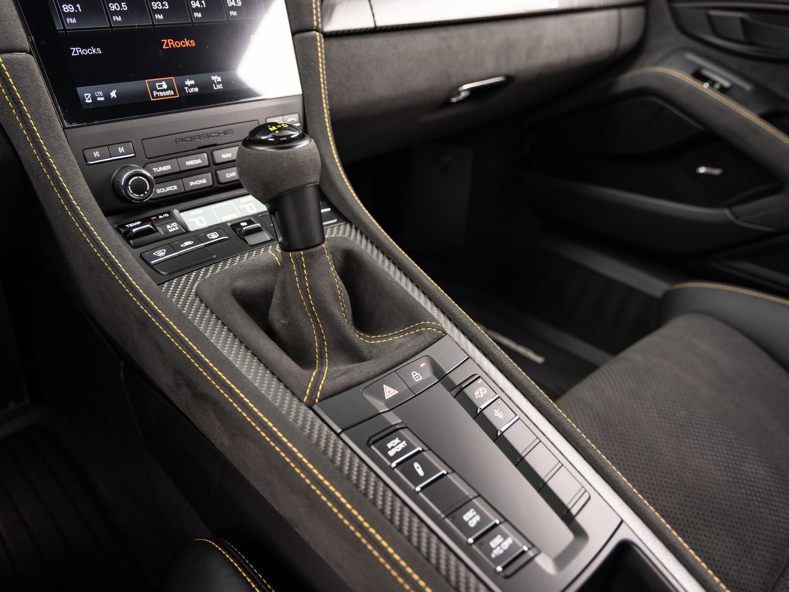 2025 Porsche 718 Cayman GT4 RS