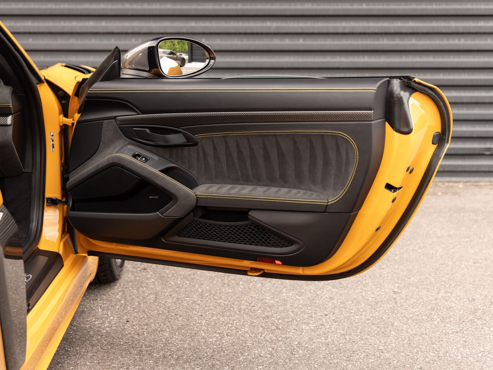 2025 Porsche 718 Cayman GT4 RS
