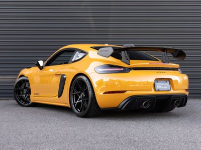 2025 Porsche 718 Cayman GT4 RS