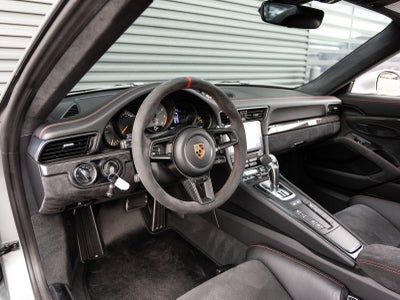 2019 Porsche 911 GT2 RS