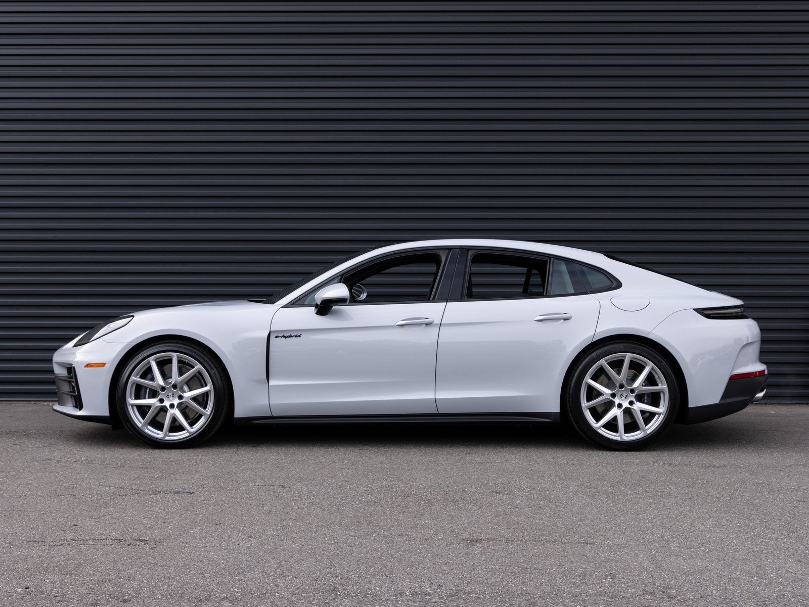 2026 Porsche Panamera Panamera 4 E-Hybrid