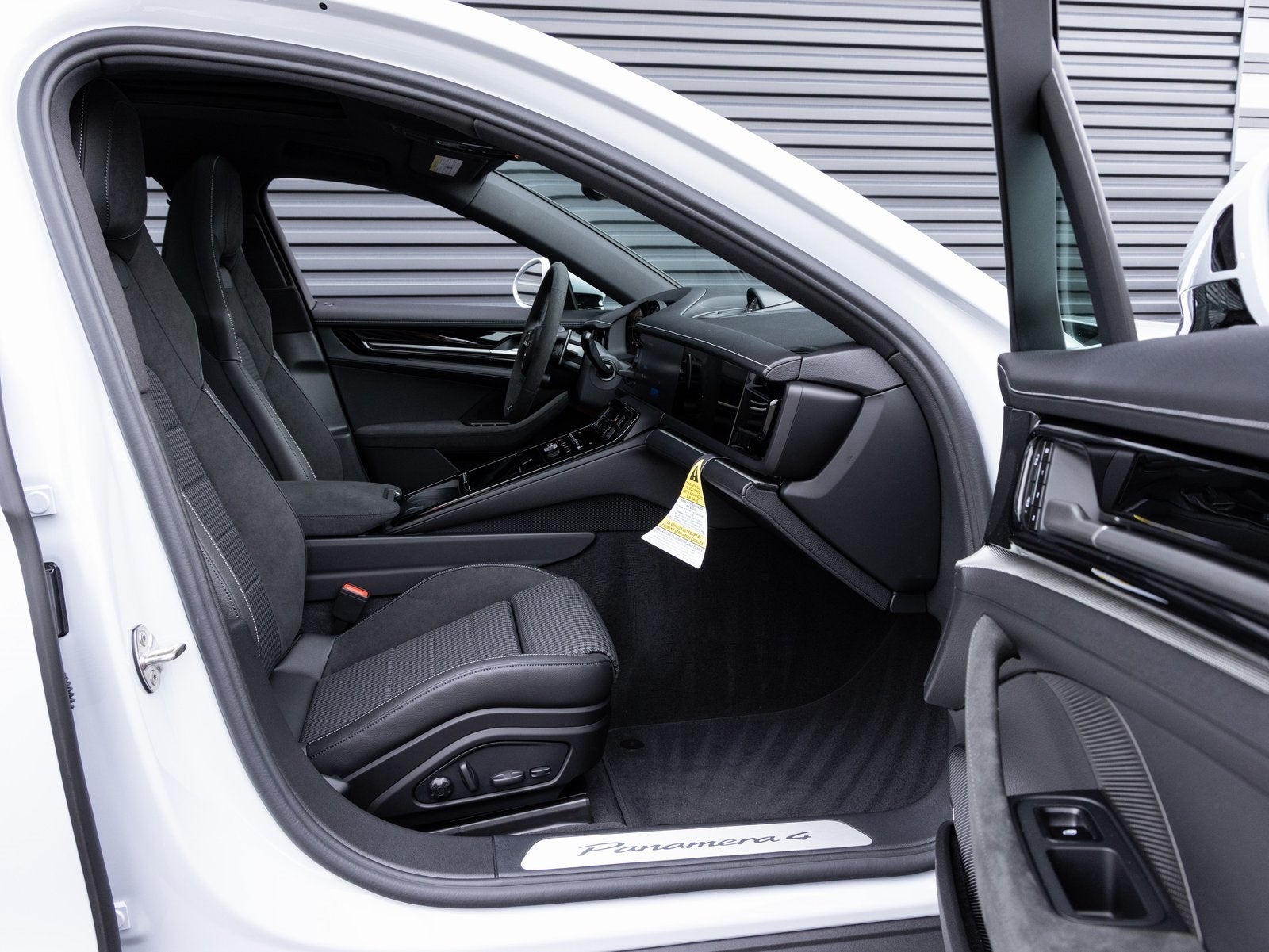 2026 Porsche Panamera Panamera 4 E-Hybrid