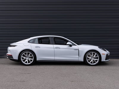 2026 Porsche Panamera Panamera 4 E-Hybrid