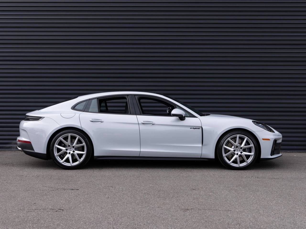 2026 Porsche Panamera Panamera 4 E-Hybrid