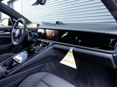 2025 Porsche Panamera Panamera 4 E-Hybrid