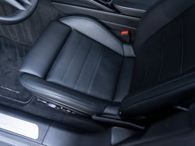 2025 Porsche Panamera Panamera 4 E-Hybrid