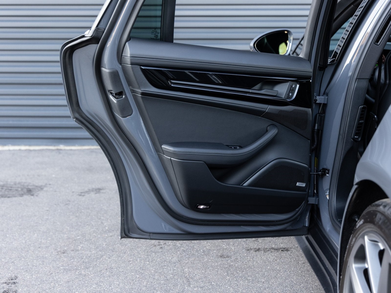 2025 Porsche Panamera Panamera 4 E-Hybrid