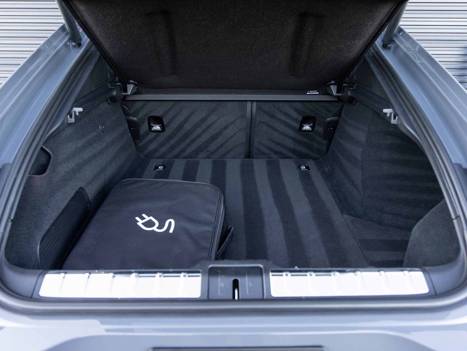 2025 Porsche Panamera Panamera 4 E-Hybrid