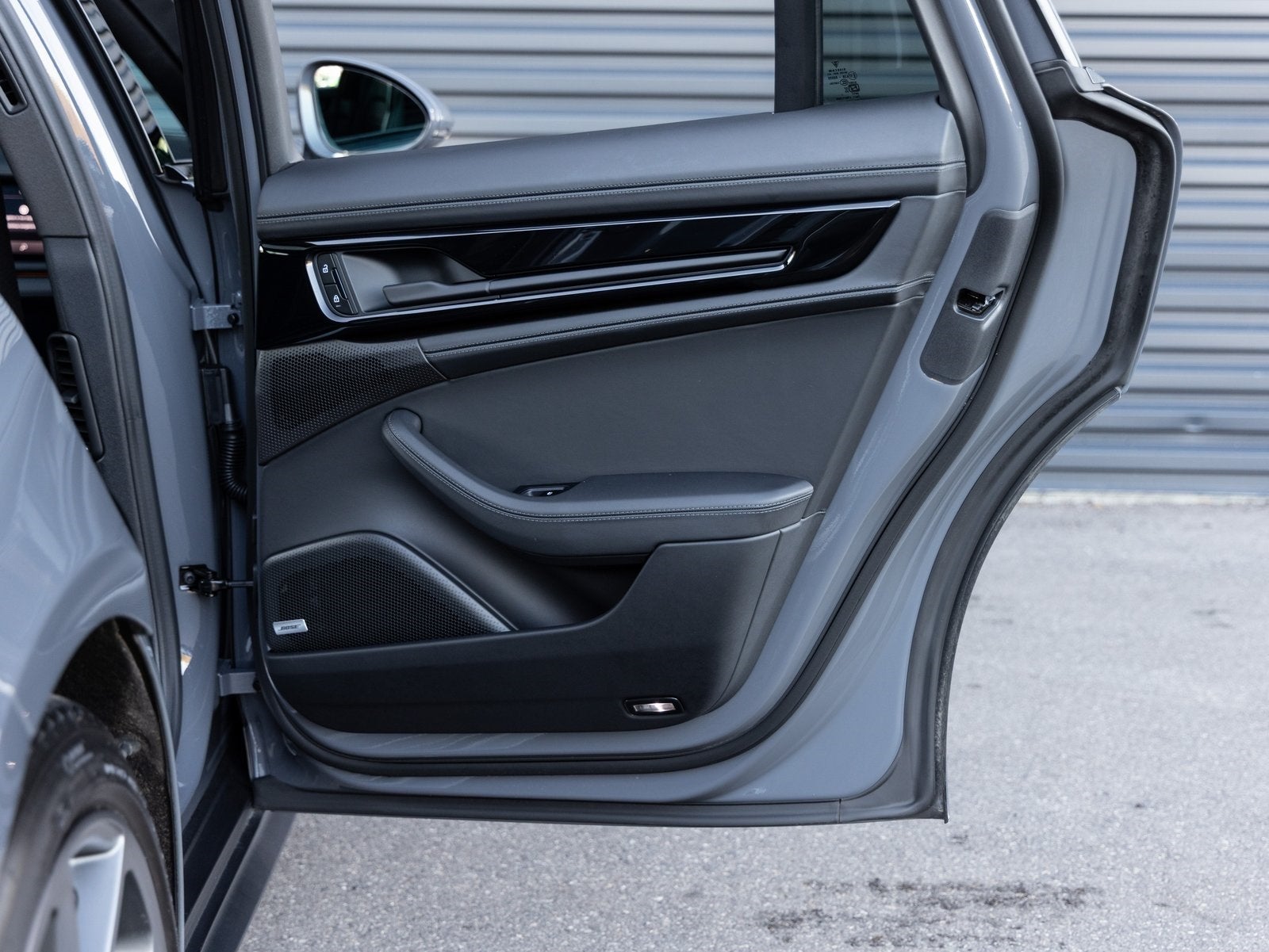 2025 Porsche Panamera Panamera 4 E-Hybrid