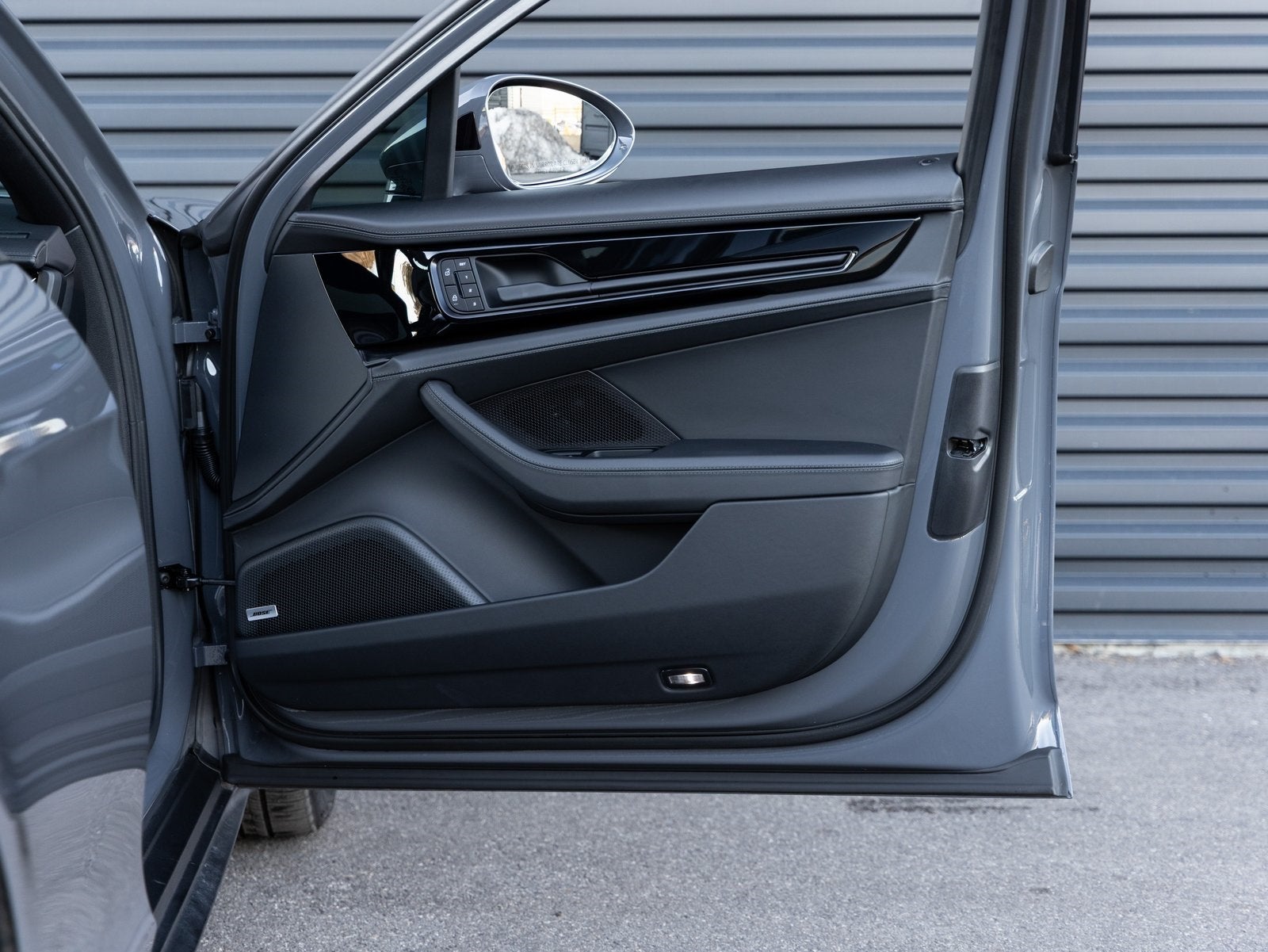 2025 Porsche Panamera Panamera 4 E-Hybrid