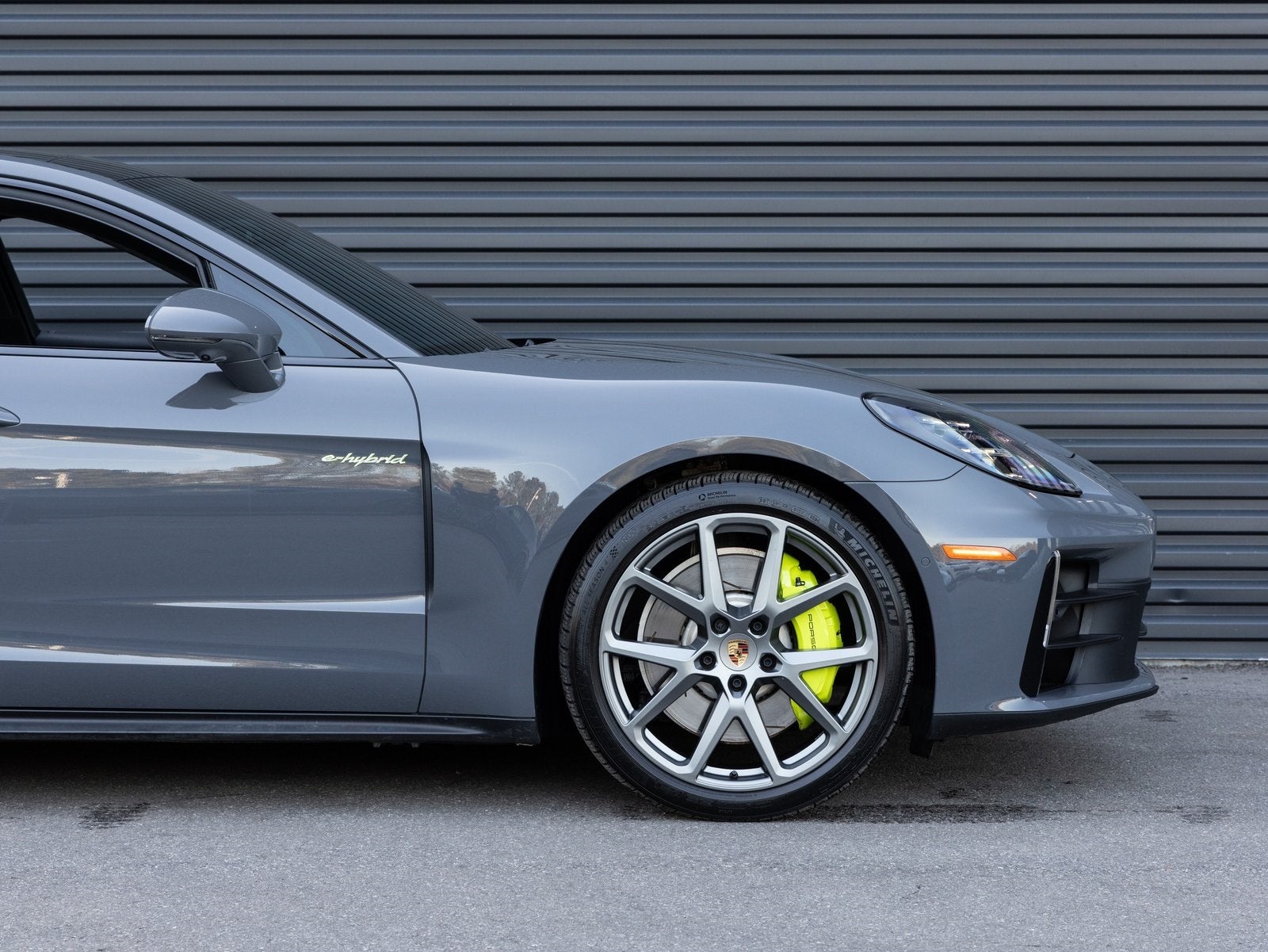 2025 Porsche Panamera Panamera 4 E-Hybrid