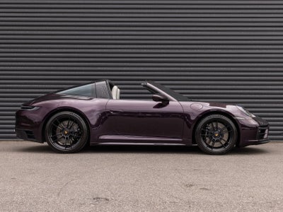 2024 Porsche 911 Targa 4 GTS