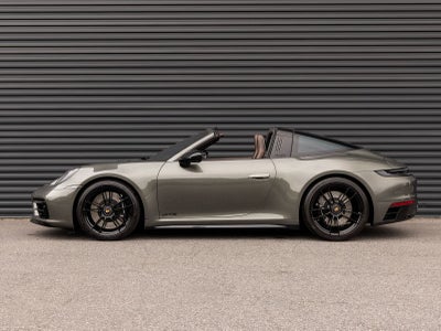 2024 Porsche 911 Targa 4 GTS