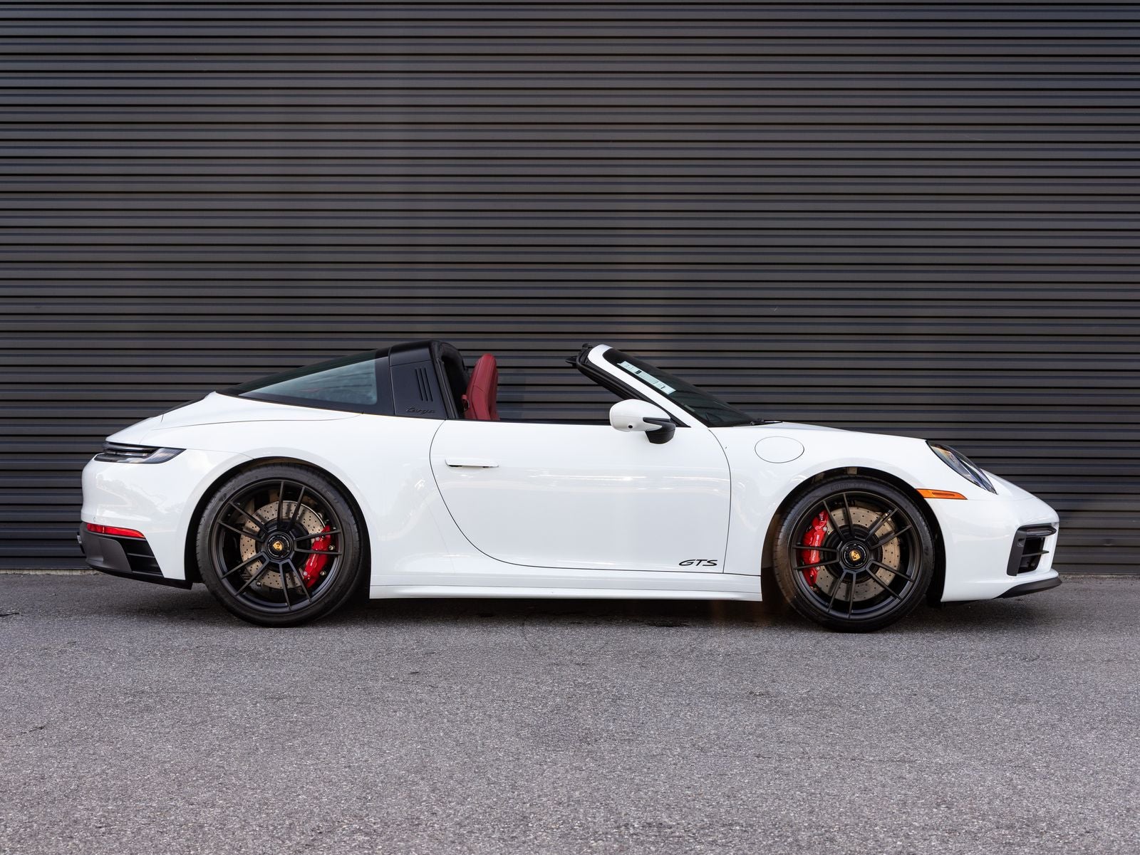 2024 Porsche 911 GTS - Photo 9