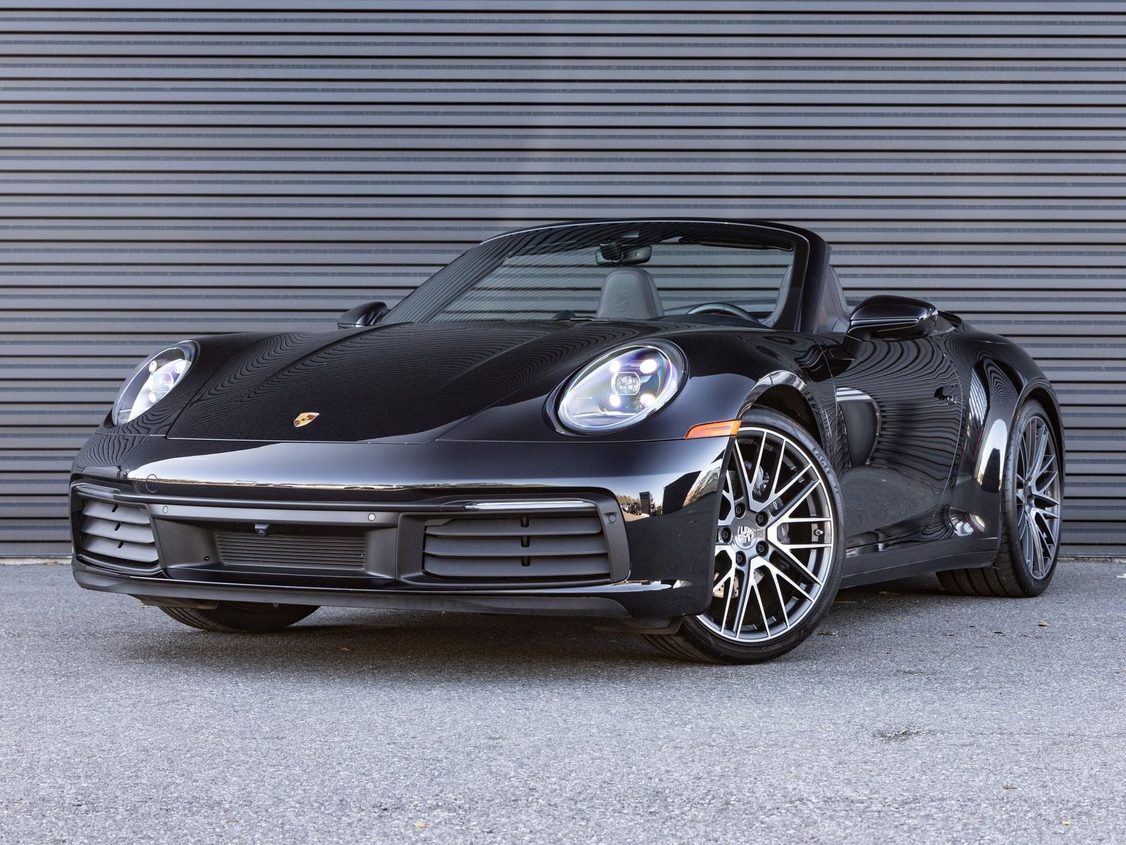 2023 Porsche 911 Carrera Cabriolet