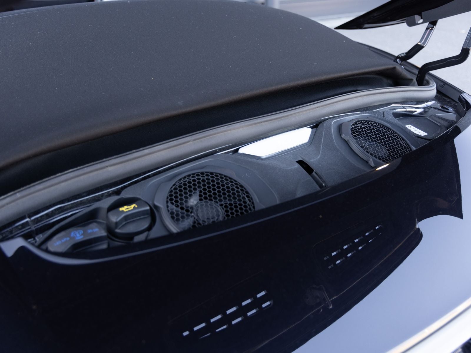 2023 Porsche 911 Carrera Cabriolet