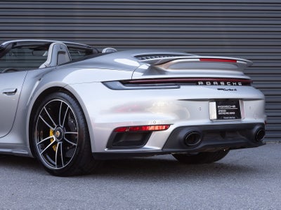 2021 Porsche 911 911 Turbo S Cabriolet (MY21)
