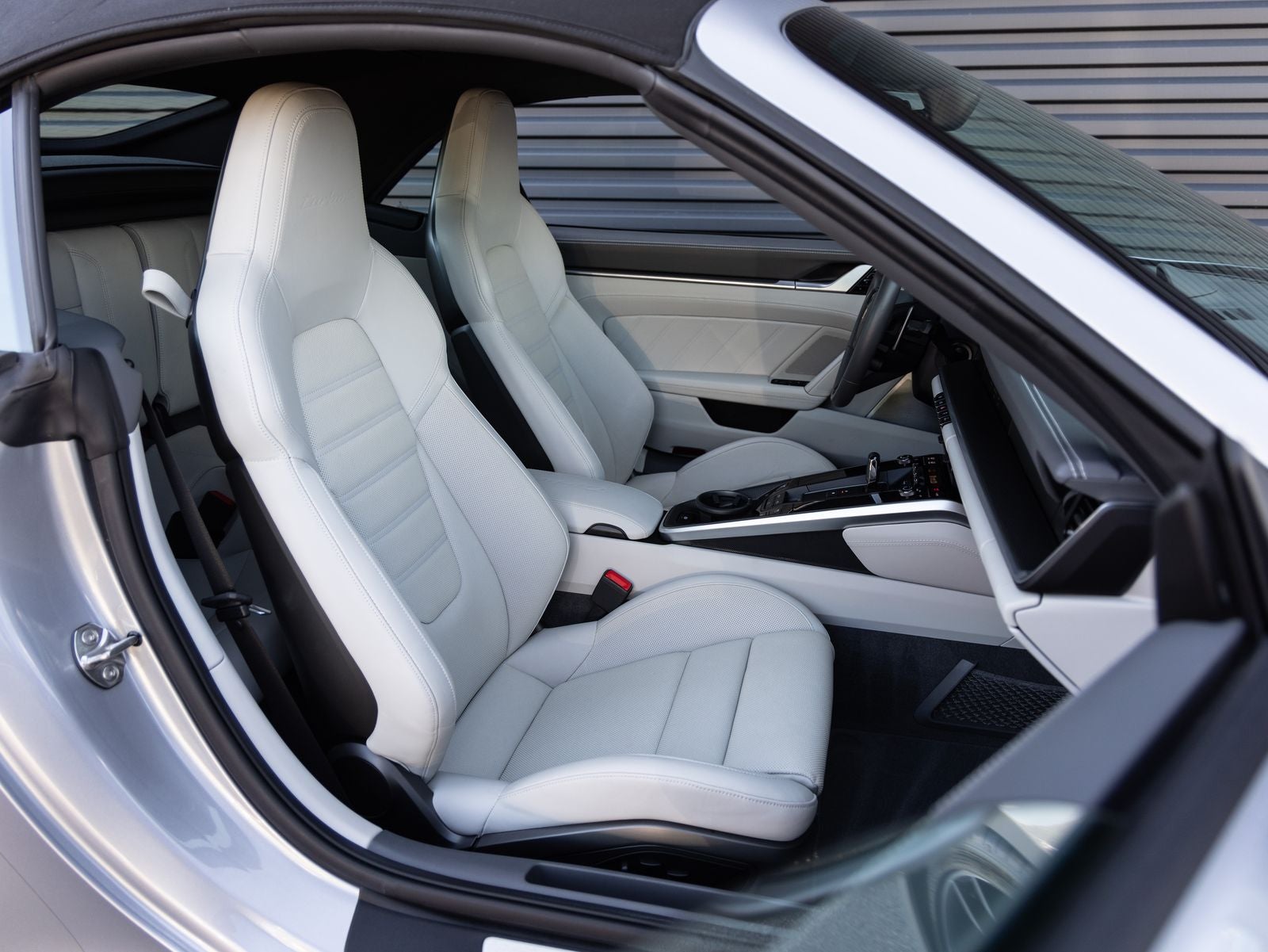2021 Porsche 911 911 Turbo S Cabriolet (MY21)