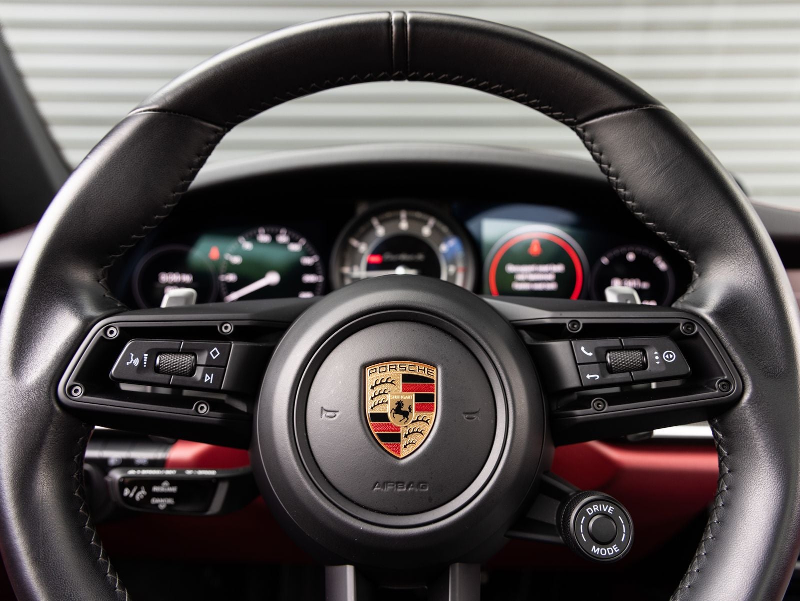 2023 Porsche 911 911 Turbo S Cabriolet (MY23)