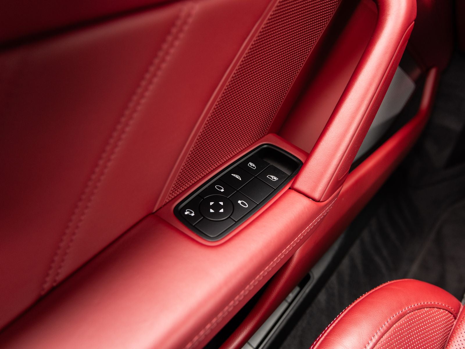 2023 Porsche 911 911 Turbo S Cabriolet (MY23)