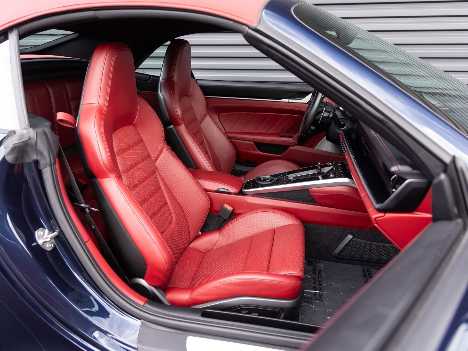 2021 Porsche 911 Turbo S - Photo 31