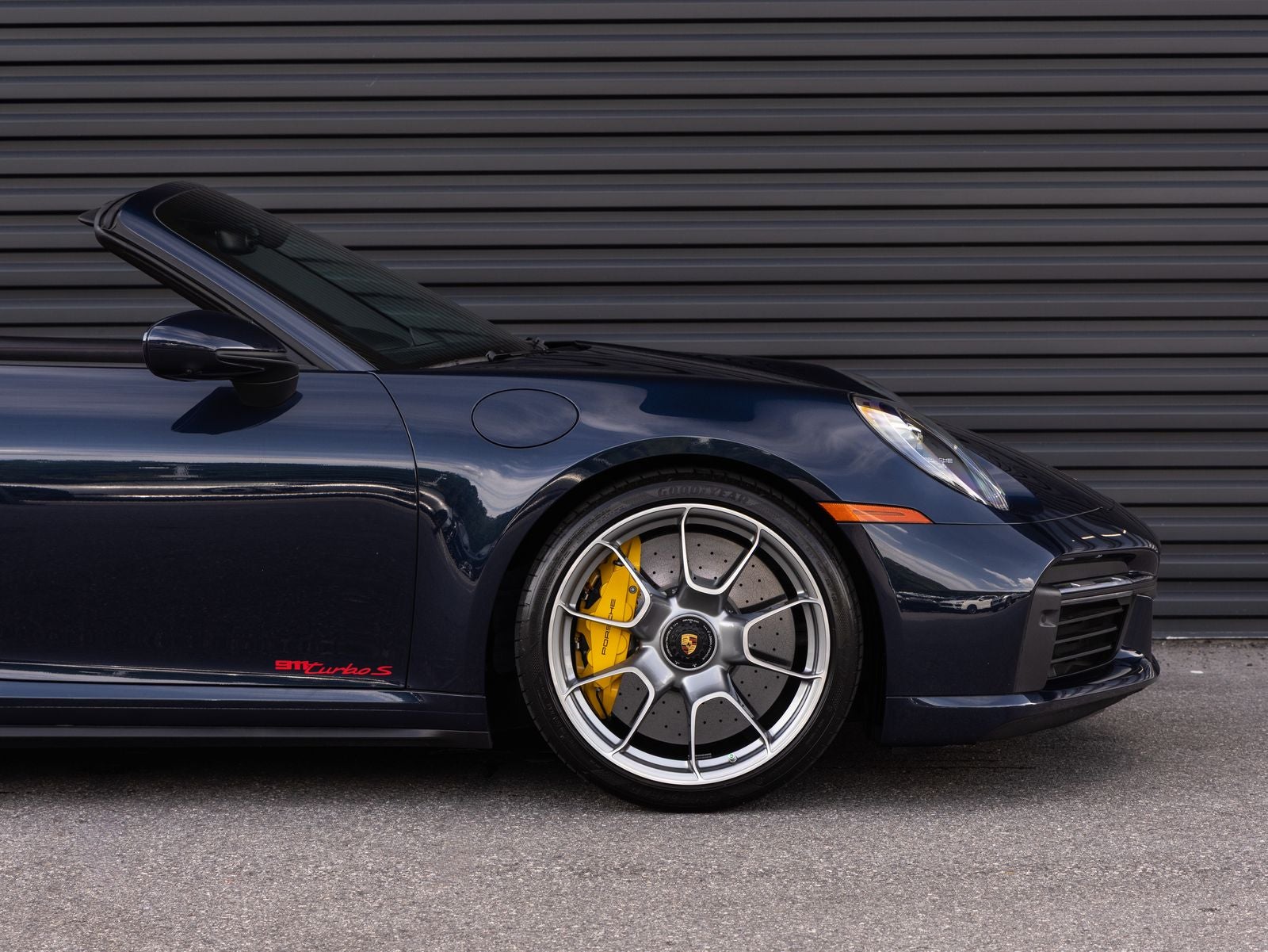 2021 Porsche 911 Turbo S - Photo 9