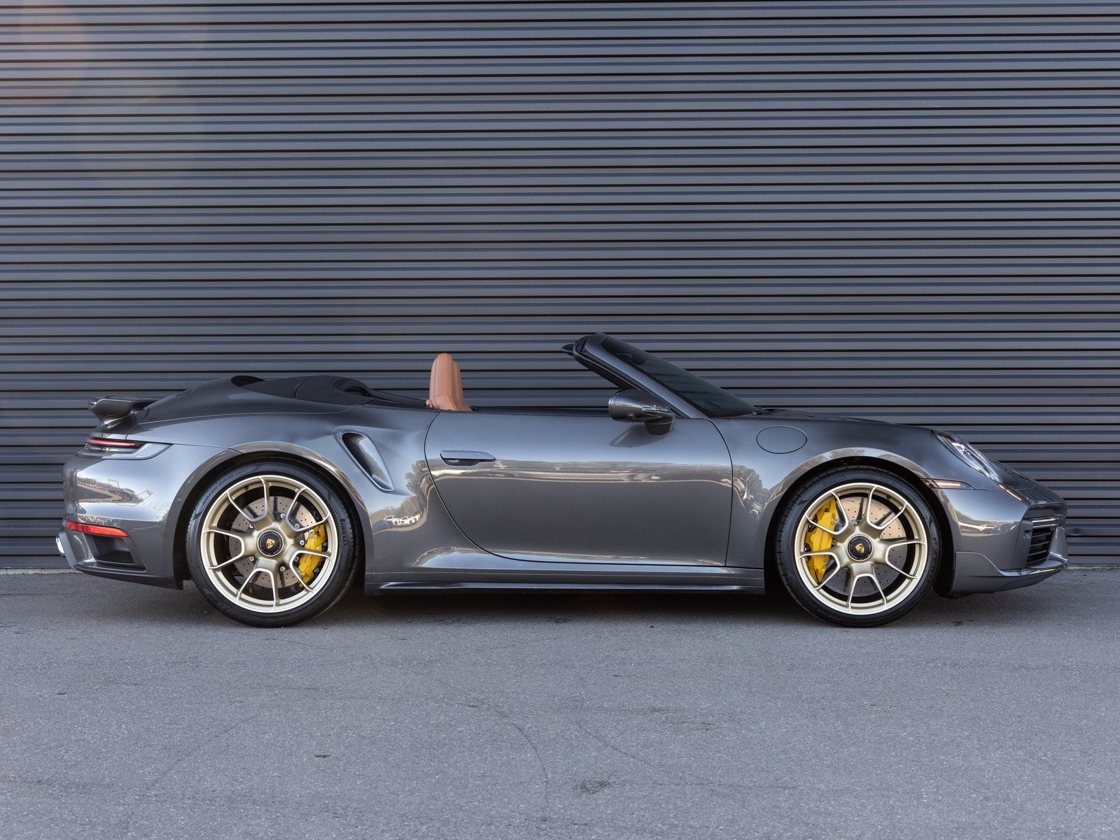 2024 Porsche 911 911 Turbo S Cabriolet (MY24)