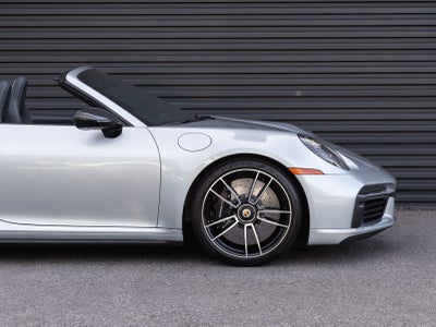 2022 Porsche 911 Turbo S Cabriolet