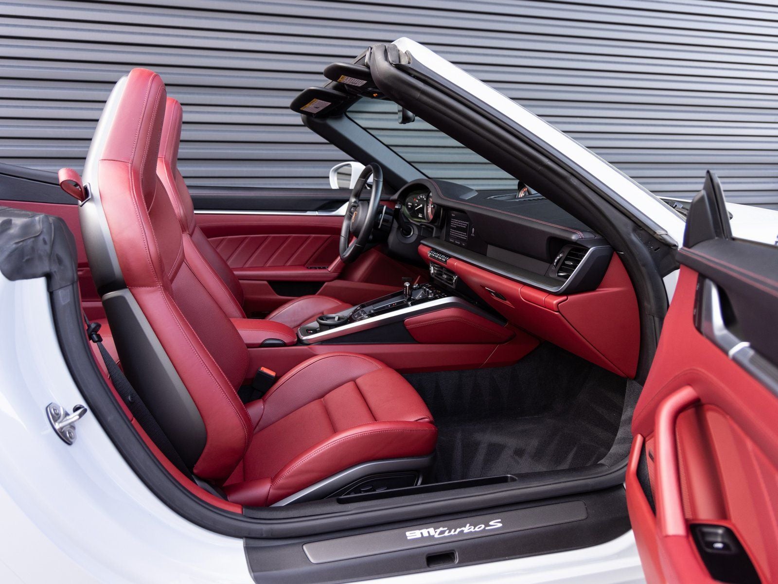 2023 Porsche 911 911 Turbo S Cabriolet (MY23)