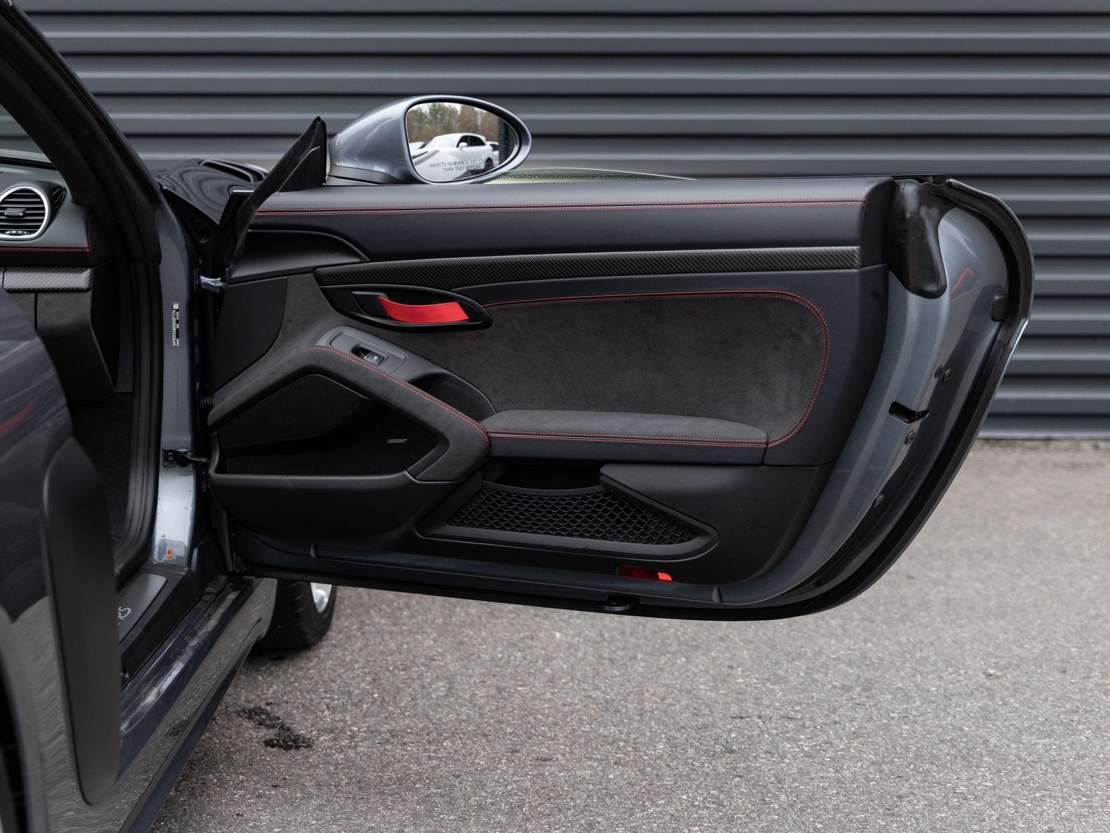 2025 Porsche 718 718 Spyder RS