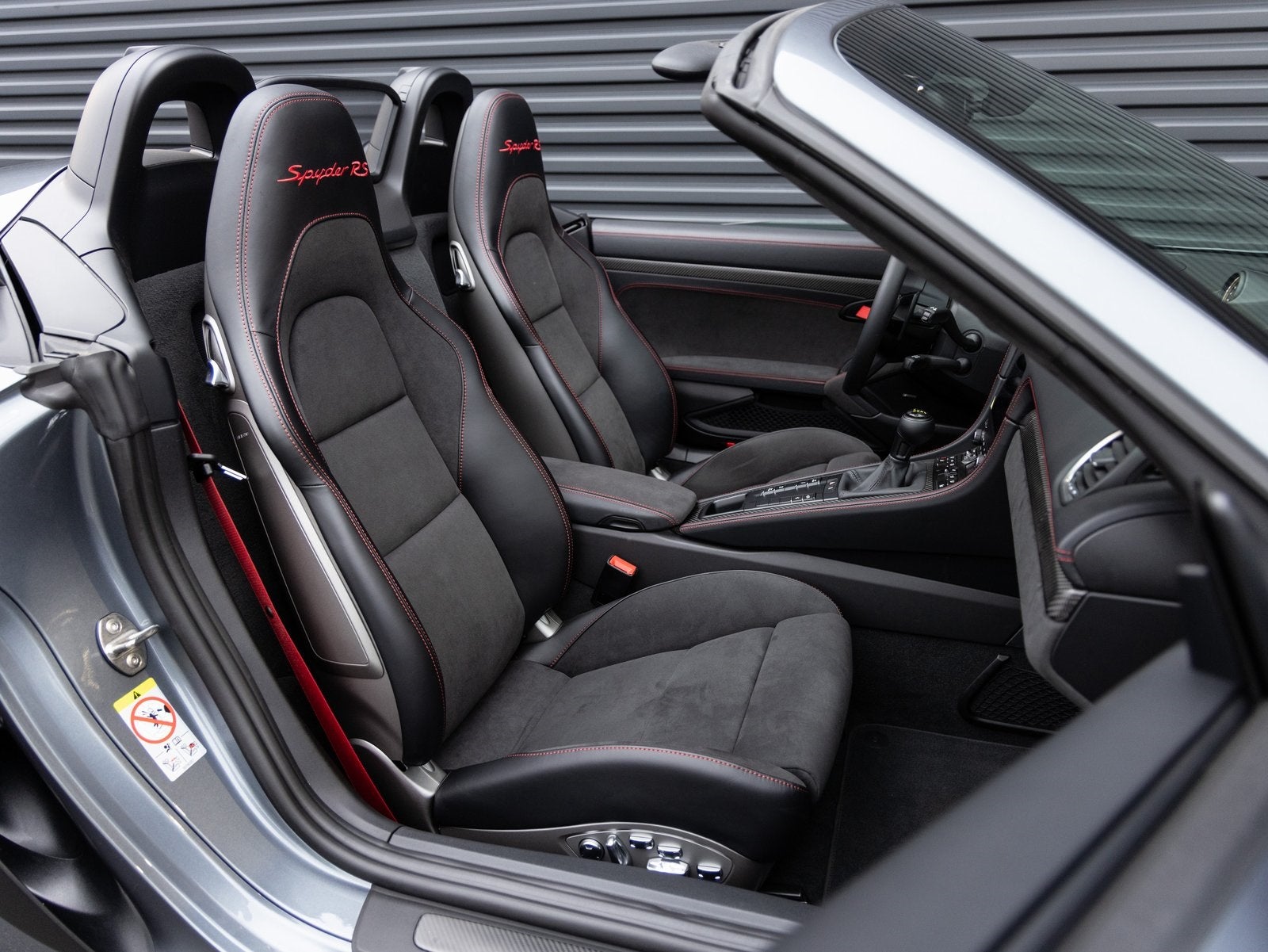 2025 Porsche 718 718 Spyder RS